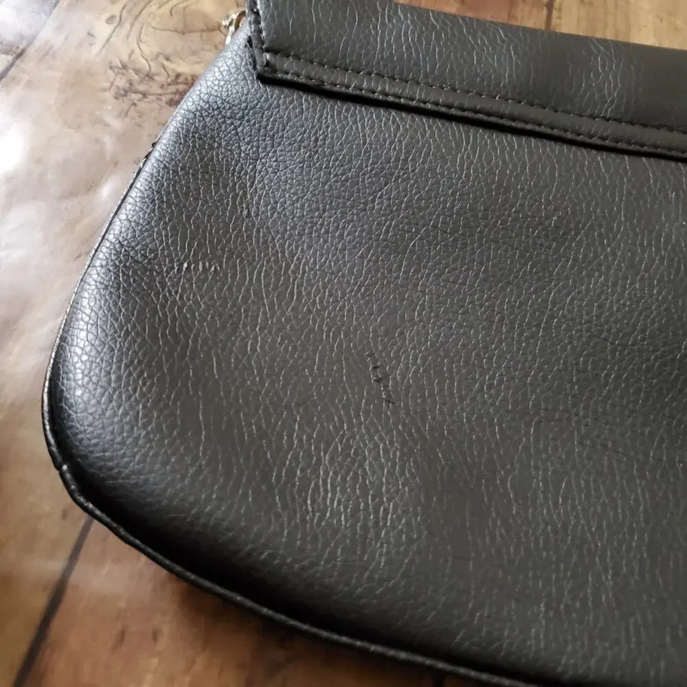 Candie's | Chain Strap Crossbody Purse